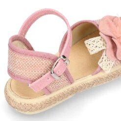 Alpargata Niña Ceremonia Con FLOR En LINO. -Okaaspain alpargata nina ceremonia cierre hebilla flor lona lino 15