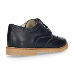 Blucher Niño Ceremonia Con Cordones En Piel Napa Marino. -Okaaspain blucher ninos ceremonia piel napa color azul marino picados pala vega 3