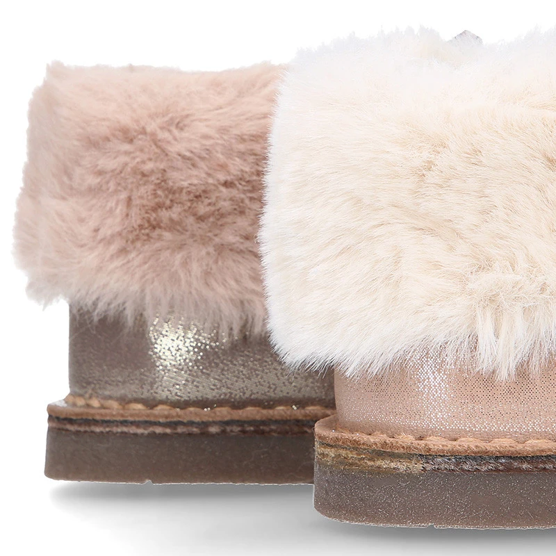 Botita Safari Niña Lazos Seda Y Cuello De Pelo En Piel Laminada. 19 Botita Safari Niña Lazos Seda Y Cuello De Pelo En Piel Laminada. - Imagen 17