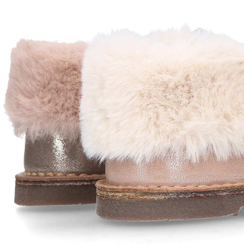 Botita Safari Niña Lazos Seda Y Cuello De Pelo En Piel Laminada. 10 Botita Safari Niña Lazos Seda Y Cuello De Pelo En Piel Laminada. - Imagen 8