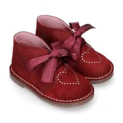 Botita Safari Niños FANTASÍA En Piel Serraje Con Lazos. 27 Botita Safari Niños FANTASÍA En Piel Serraje Con Lazos. -Okaaspain bota safari pisacacas ninos piel serraje fantasia cierre lazos 6