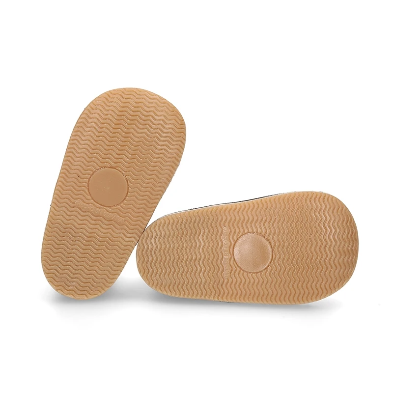 Botita Safari Bebé Con Cordones Y Suela SUPER FLEXIBLE En Piel Serraje. 12 Botita Safari Bebé Con Cordones Y Suela SUPER FLEXIBLE En Piel Serraje. - Imagen 10