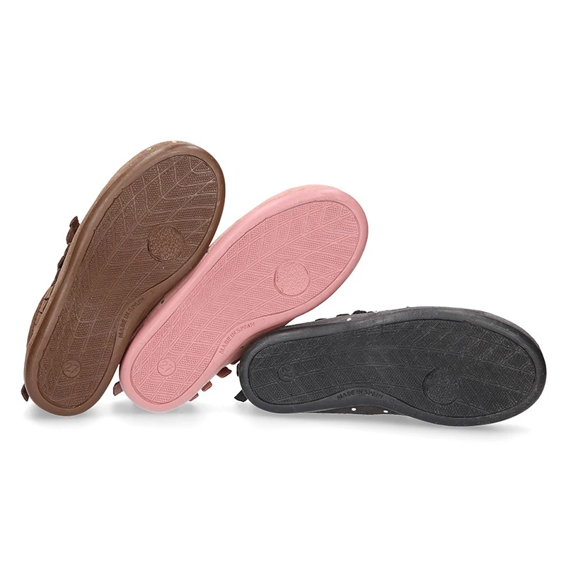 Botita Tipo Wallabi Con Cordones Y FLECOS En Serraje Punti. 20 Botita Tipo Wallabi Con Cordones Y FLECOS En Serraje Punti. - Imagen 18