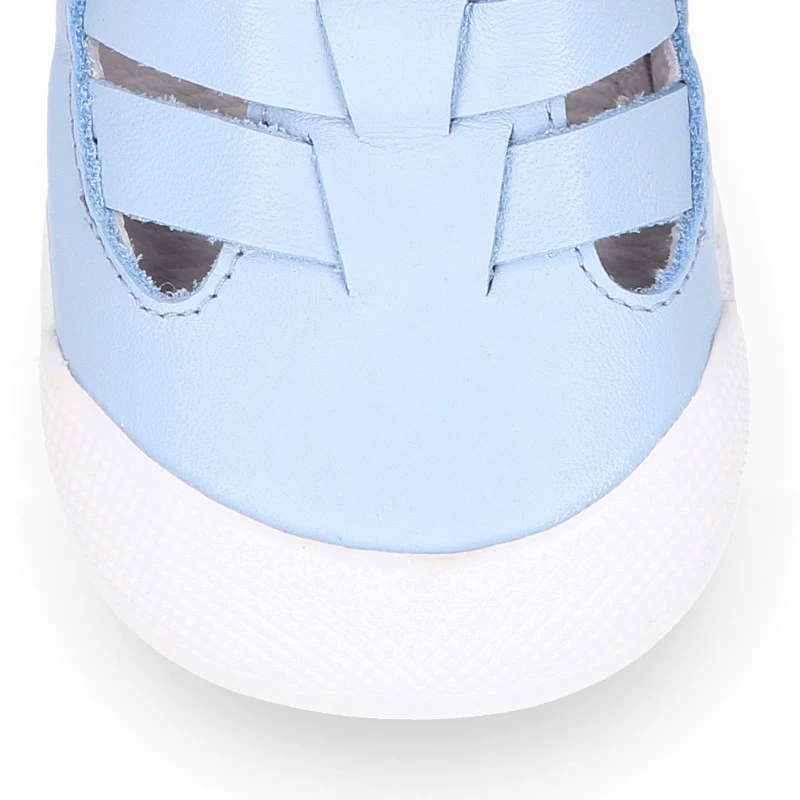 Sandalia Niños Blanditos By Crio’s Tiras Cruzadas Sin Cordones En Piel. 16 Sandalia Niños Blanditos By Crio’s Tiras Cruzadas Sin Cordones En Piel. - Imagen 15