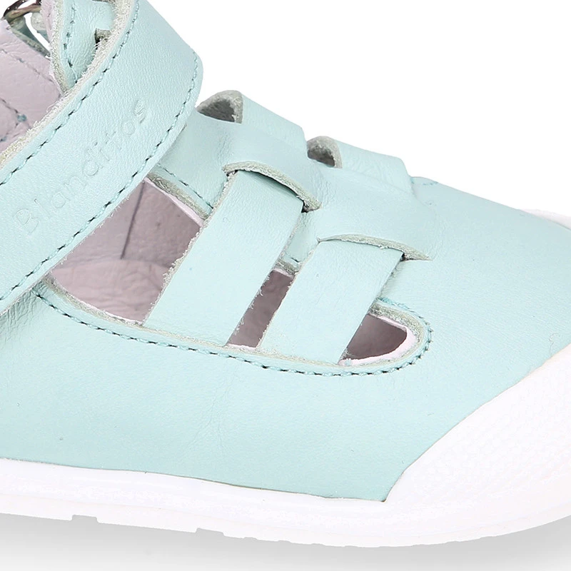 Sandalia Niños Blanditos By Crio’s Tiras Cruzadas Sin Cordones En Piel. 20 Sandalia Niños Blanditos By Crio’s Tiras Cruzadas Sin Cordones En Piel. - Imagen 19