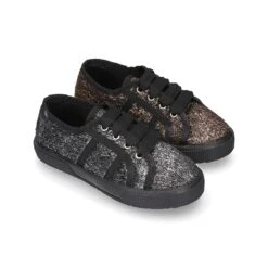 Zapatilla Tipo Bamba Con Cordones Con Lazo En Potro Metalizado.