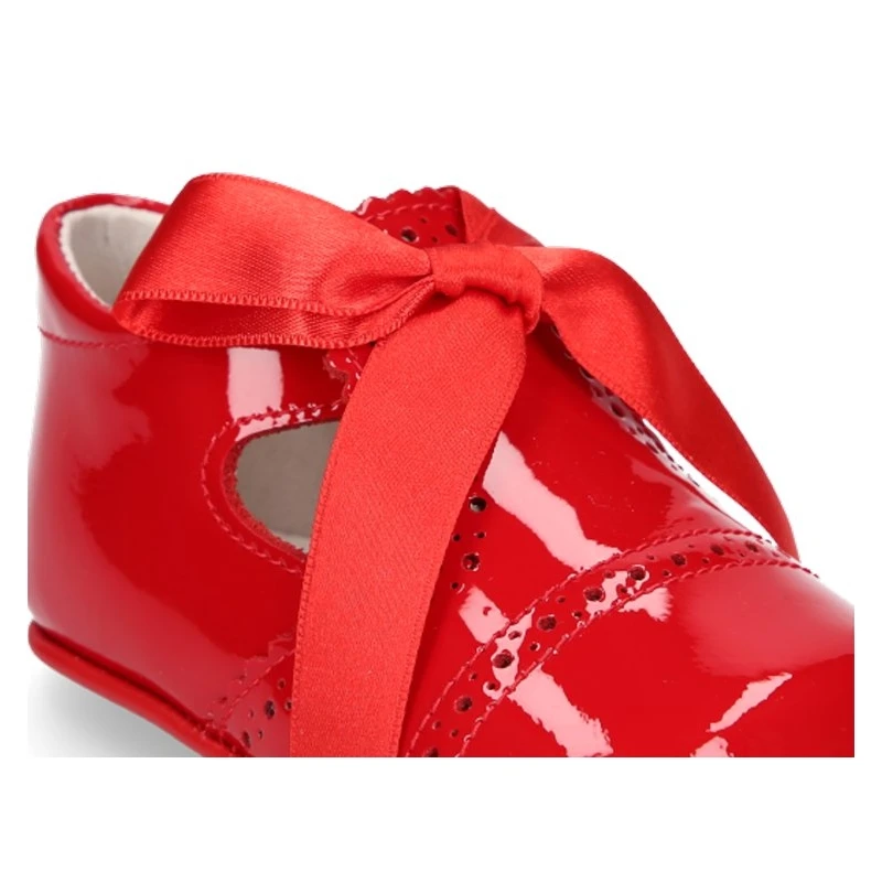 Angelito Para Bebés Con Lengüeta Y Lazo En Piel Charol. 6 Angelito Para Bebés Con Lengüeta Y Lazo En Piel Charol. - Imagen 4