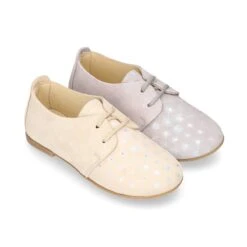 Zapatito Tipo Blucher Primavera Con Cordones En Serraje Con Destellos.