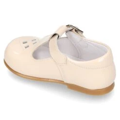 Pepito Peques Con Picados En Piel Charol En Colores Pasteles. 36 Pepito Peques Con Picados En Piel Charol En Colores Pasteles. -Okaaspain zapatito tipo pepito en piel charol colores pasteles con hebilla 15