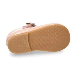 Pepito Peques Con Picados En Piel Charol En Colores Pasteles. 39 Pepito Peques Con Picados En Piel Charol En Colores Pasteles. -Okaaspain zapatito tipo pepito en piel charol colores pasteles con hebilla 18