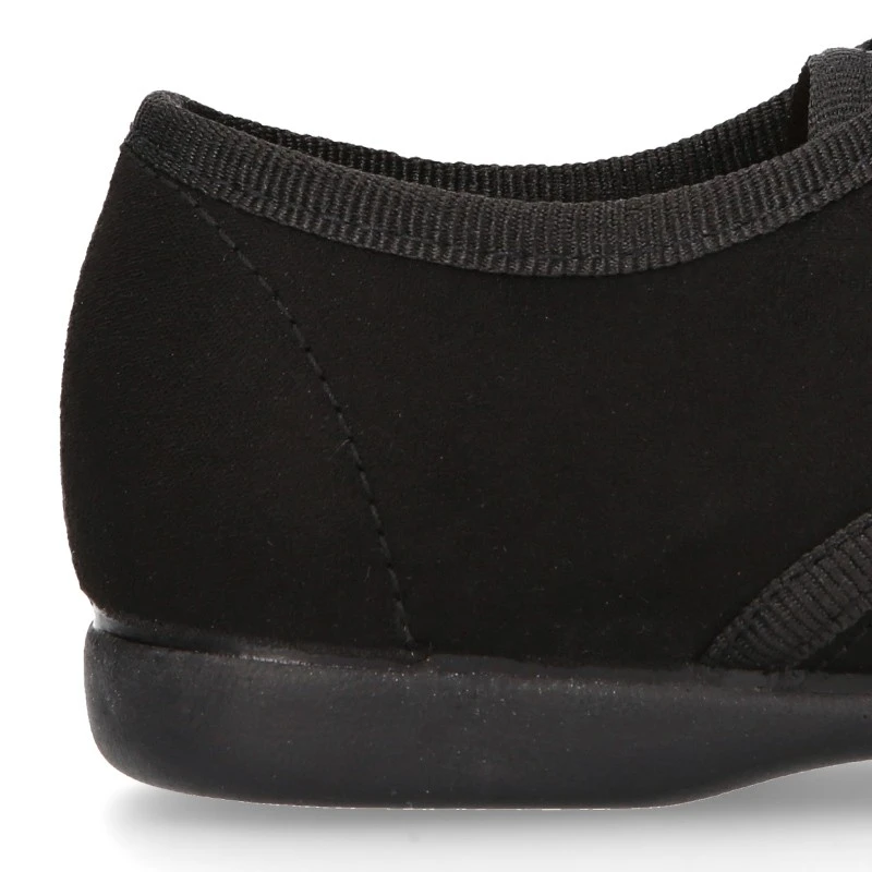 Zapato Tipo BLUCHER Niños En Serratex NEGRO Con Picados. 13 Zapato Tipo BLUCHER Niños En Serratex NEGRO Con Picados. - Imagen 11